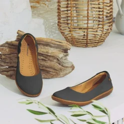 Baleriny damskie El Naturalista CORAL N5300 skórzane czarny