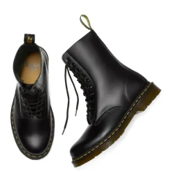 Buty Dr. Martens 1490 Black Smooth 11857001