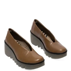 Czółenka damskie Fly London BESO 246 skórzane brązowy P501246017