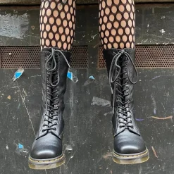 Kozaki Dr. Martens 1B99 Black Virginia 11820008