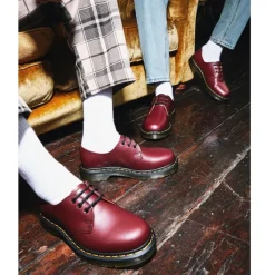 Półbuty Dr. Martens 1461 Cherry Red Smooth 11838600