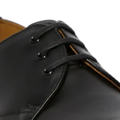 Sznurowadła Dr. Martens Czarne Płaskie Woskowane 65cm AC995001