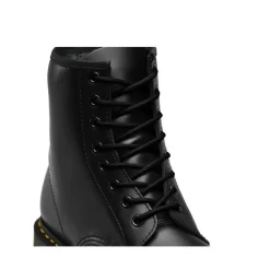 Sznurowadła Dr. Martens Czarne Okrągłe 140cm AC044001
